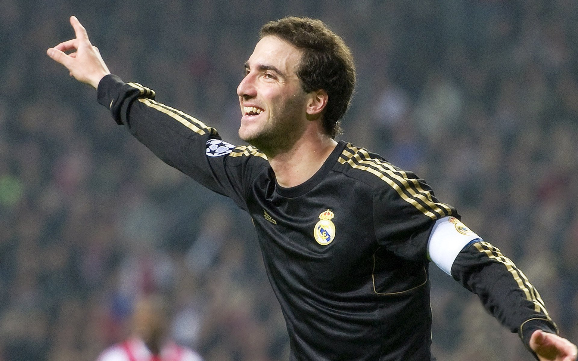 开云·Kaiyun网页版-英超赛季中的球员转会策略，英超赛季中的球员转会策略是什么